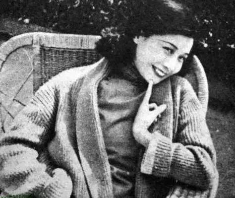 采薇“熊猫体育”(图1) xiongmao体育