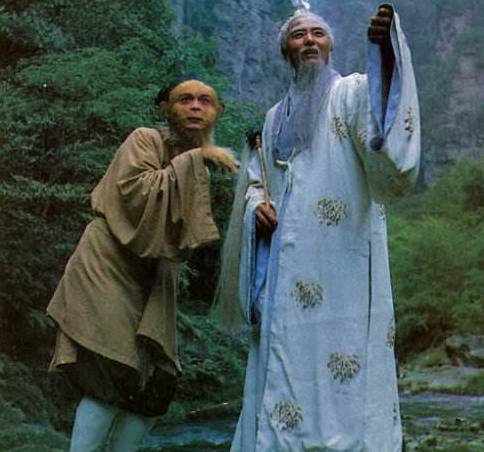 【熊猫体育】
梅州:“市长杯” 足球联赛决赛鸣哨