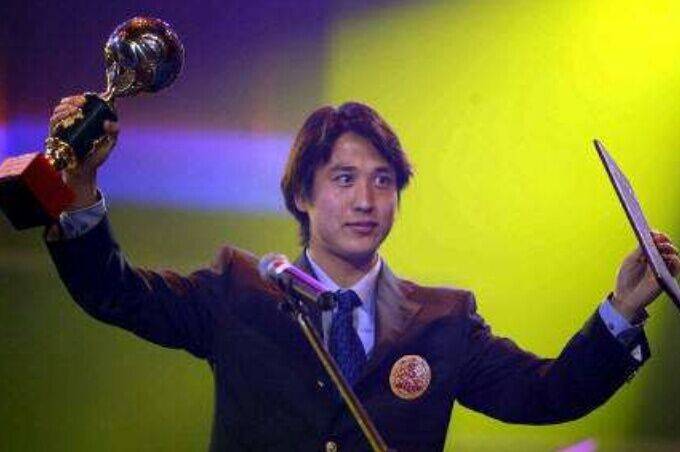 中国足坛5帅哥!2门将2中场1前锋 3人已退役 第1今年22岁_xiongmao体育(图4)
中国足坛5帅哥!2门将2中场1前锋 3人已退役 第1今年22岁_xiongmao体育(图4)