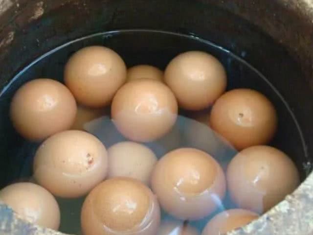 保级大战-奥斯卡错失破门良机!永昌0-0闷平卓尔_xiongmao体育(图2) 熊猫体育